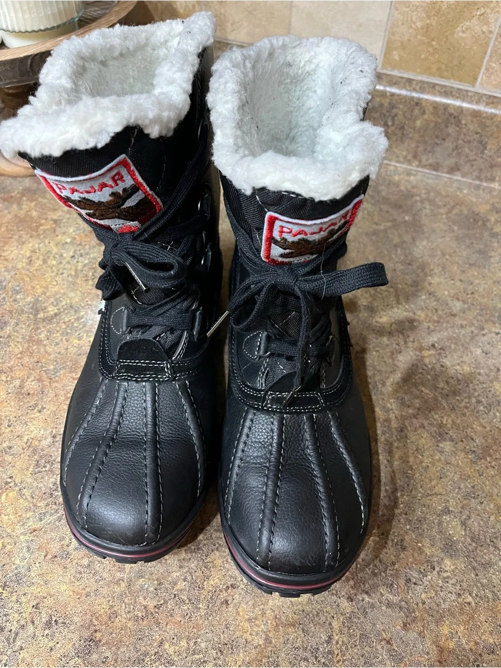 Pajar canada black